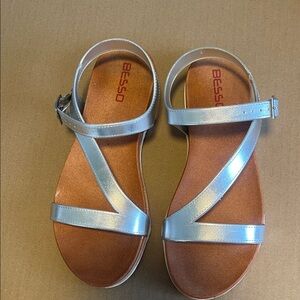 Besso Kids Silver Strappy Sandals